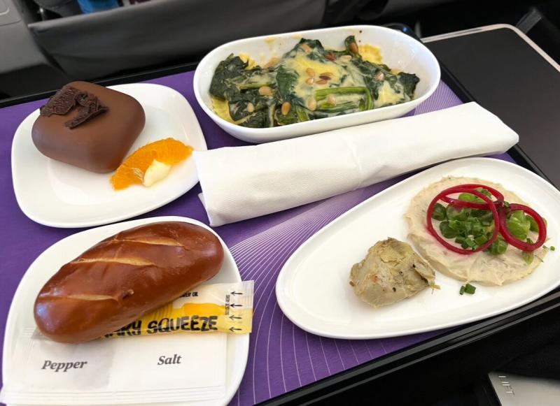 機内での昼ご飯