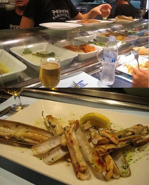 バルセロナの市場にある屋「BARCENTRAL "la Boqueria"」食事が終わりそうな人の後ろで待って椅子を確保するシステム。ほとんどの人が頼んでいるエビと長細い貝をまず注文。美味。さらにアスパラ、ソーセージなども、他の客の皿を指さし注文、野菜も甘くて美味でした