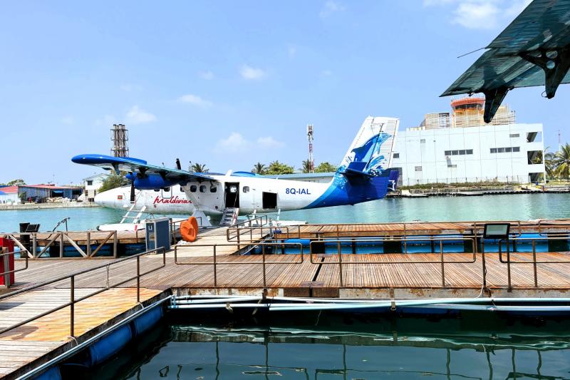 モルディブ（マーレ）からリゾート間は水上飛行機を利用