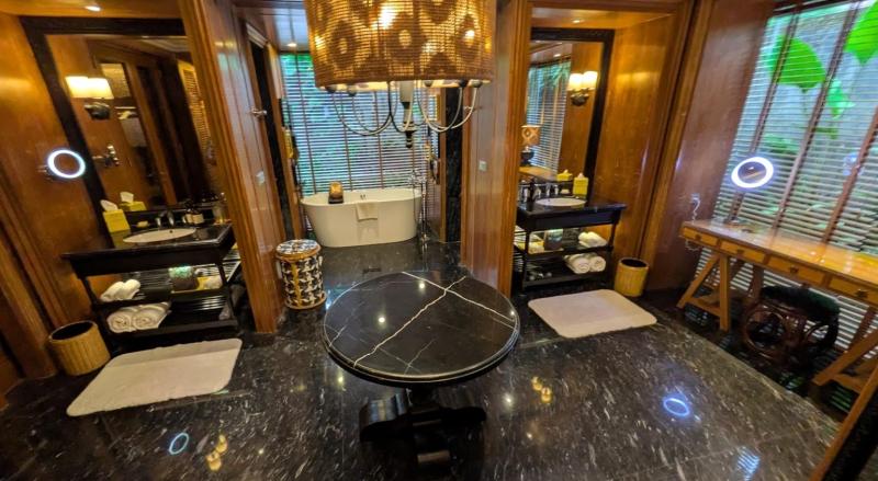 洗面所も広く、バスタブもついております