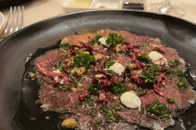 牛肉のカルパッチョ