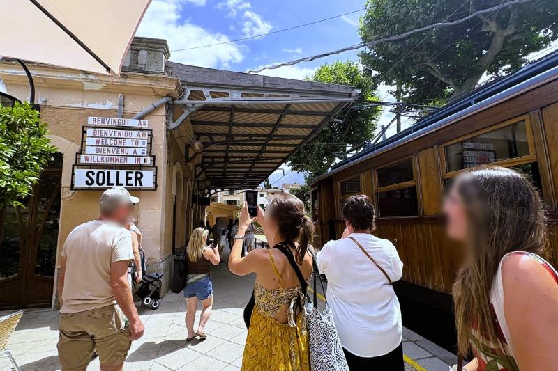 ソーリェル駅に到着