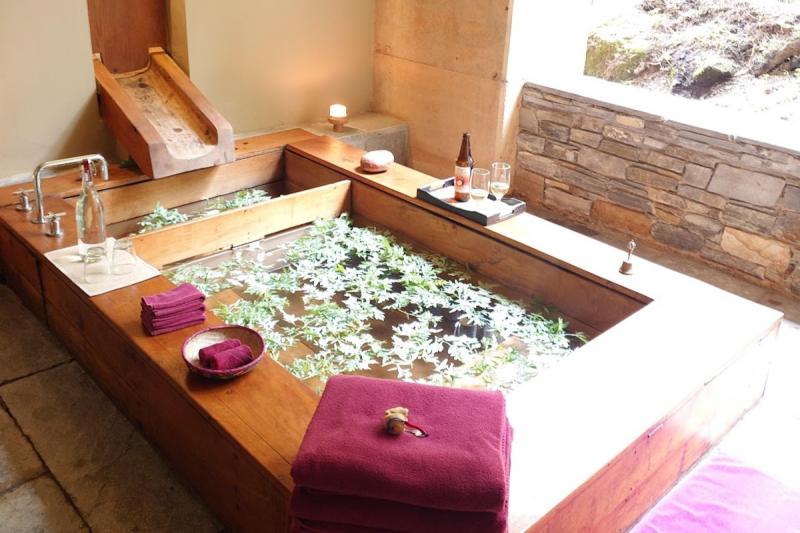 ホットストーンバス