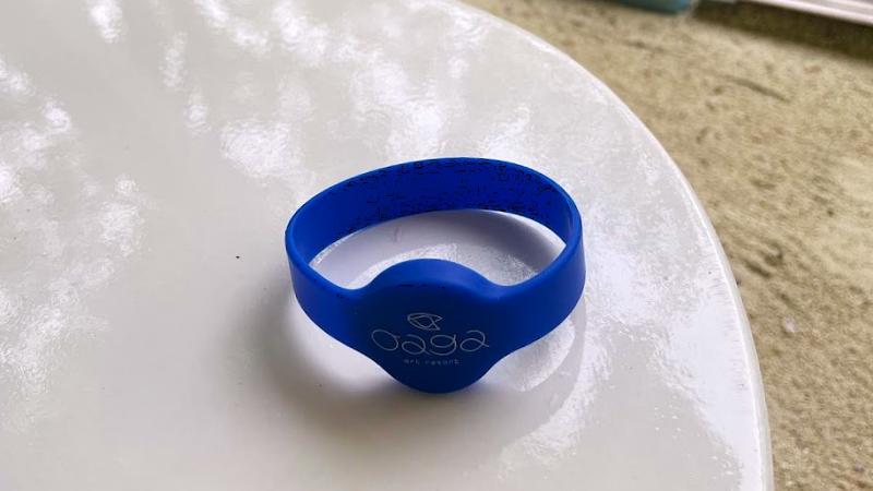 リストバンド型のルームキー（ウォータープルーフ）