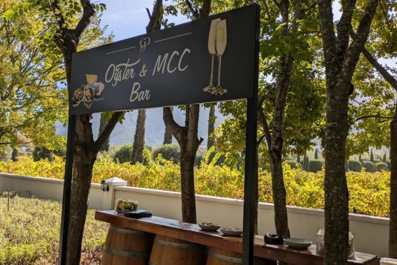 牡蠣（かき）とスパークリング推しなワイナリー