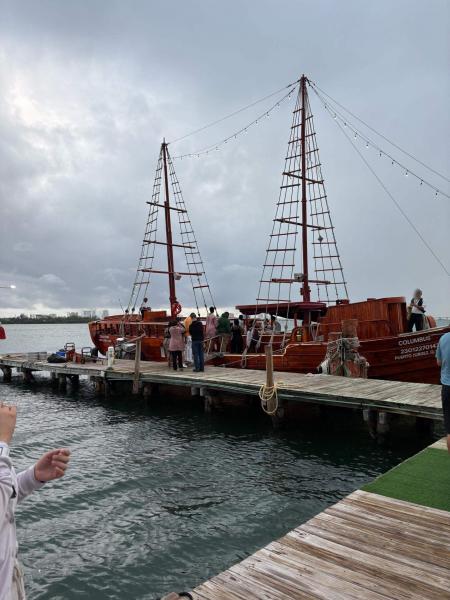 コロンブス ディナークルーズ