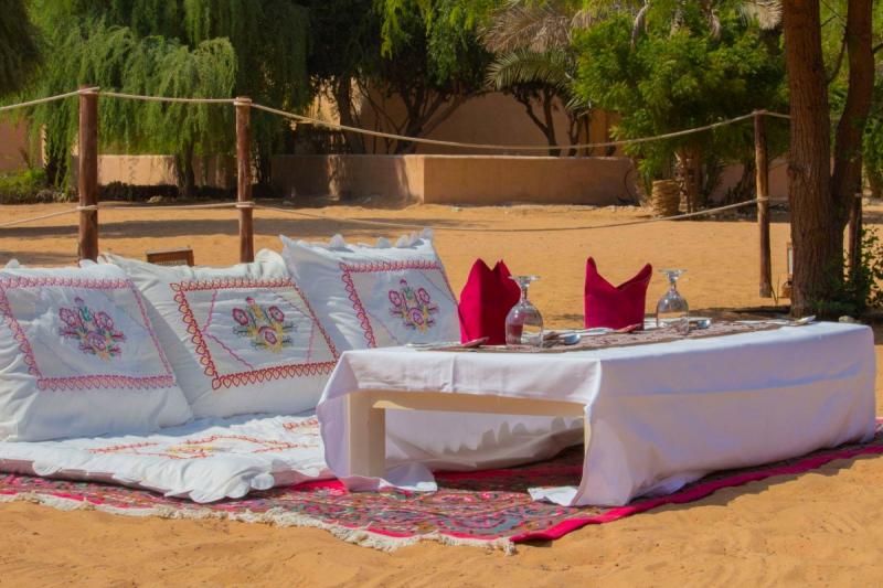 アウトドアダイニング