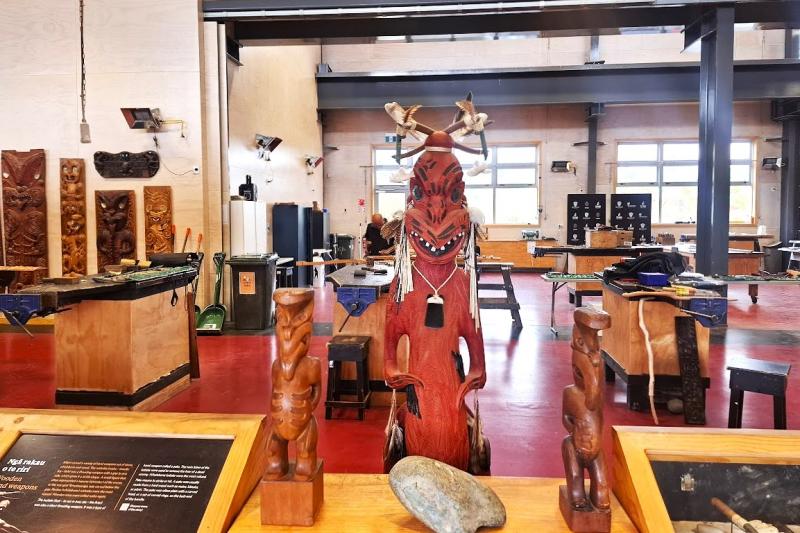 高度な技術を持つマオリの作品の数々