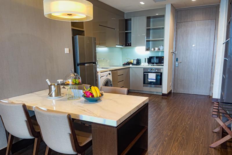 ダイニングルームとキッチン