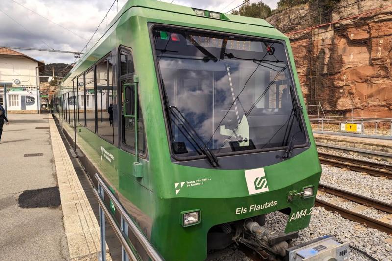 登山鉄道は緑色をしていました