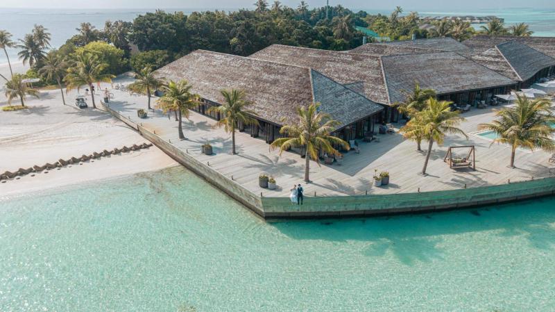 ウェディングフォトとあわせてドローン撮影も！