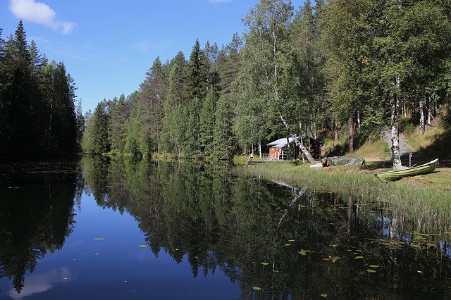 自然が美しいフィンランド。ラップランドの大自然の中で美味しい空気を吸いながら、ゆっくりトレッキングをしたいです！ また、サウナ文化発祥の地。本場でフィンランド式サウナを体験し、心身共にリフレッシュしたいと思います。
