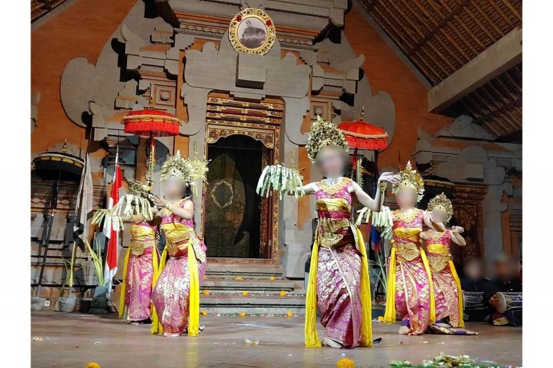 ティルタサリのレゴンダンス