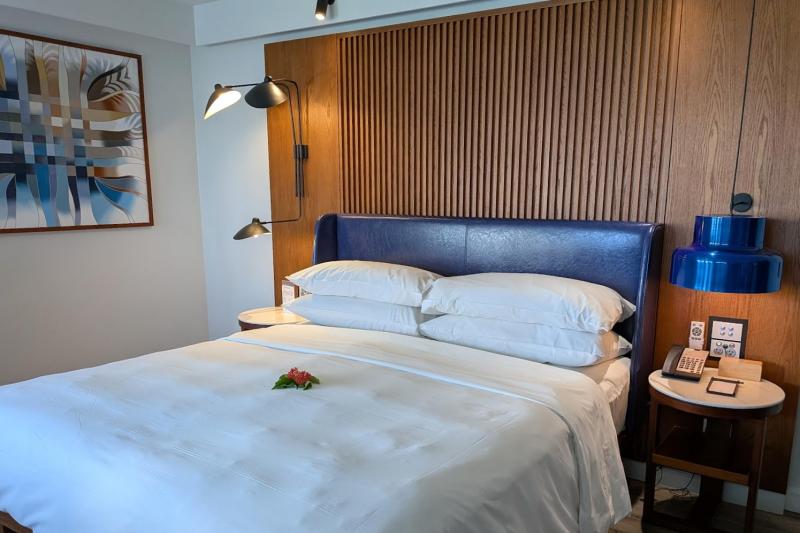 キングサイズのベッド