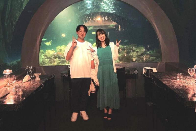 スタッフさんも気さくで、水中レストランで沢山写真を撮っていただきました