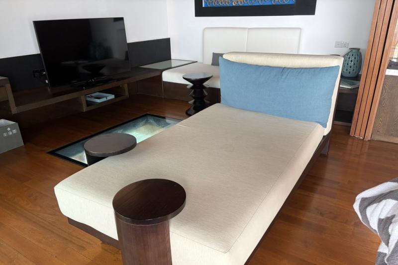 ヴィラのソファ