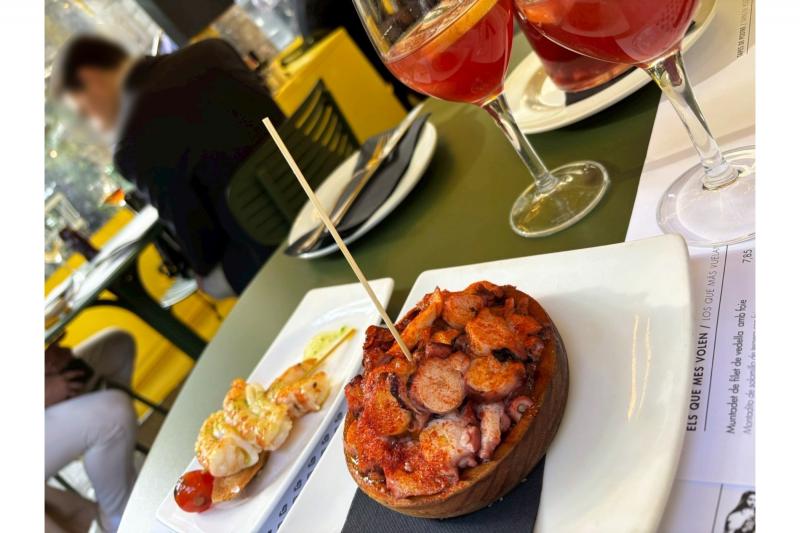 Vinitusのタコのガーリックタパス・エビのピンチョス、お酒との相性抜群！