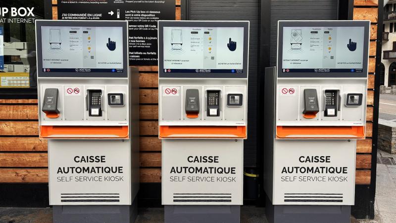 クレジットカードで当日券も購入できます。混雑と売り切れを避けるため、朝イチを狙っていった方がいいです