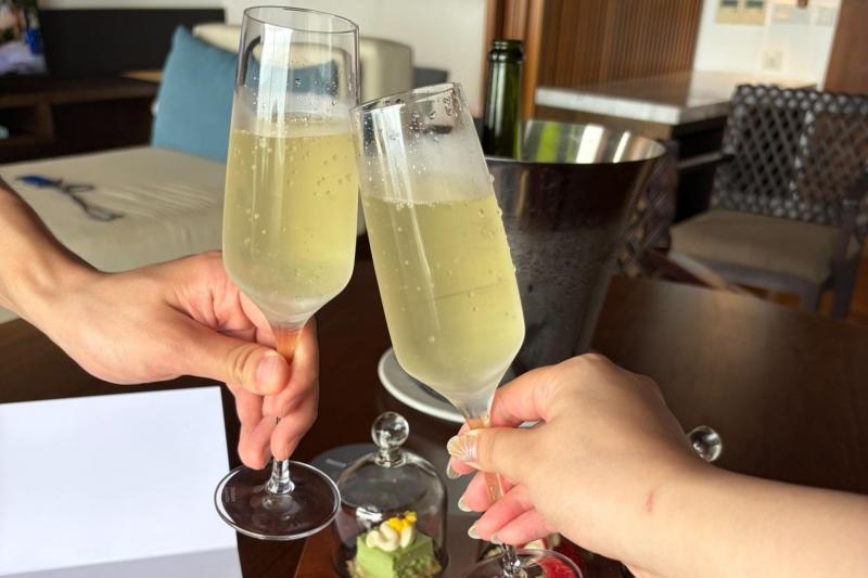 ウェルカムシャンパンで乾杯！ 