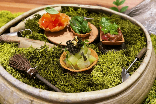 お花畑のような前菜