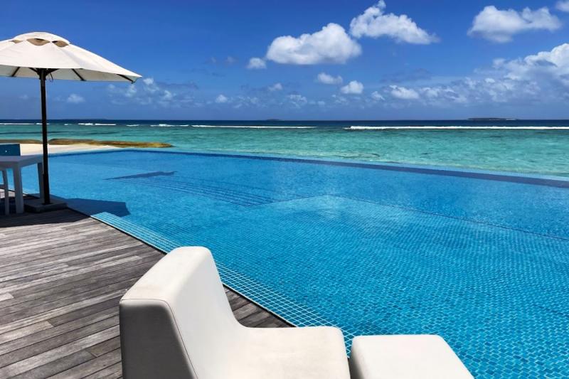 インフィニティプールからの眺めも最高！