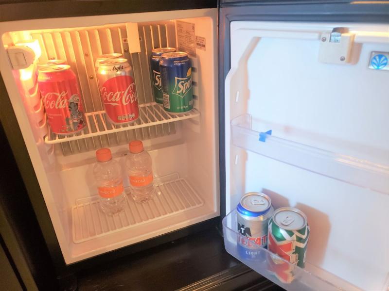 冷蔵庫内のお飲み物は、オールインクルーシブプランに含まれています