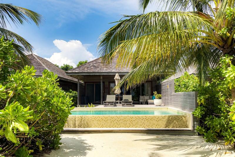 ビーチから見たヴィラ