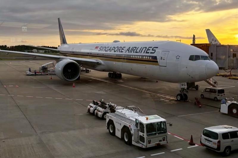 成田の飛行機。ボーイング777型機でロサンゼルスまでは約10時間