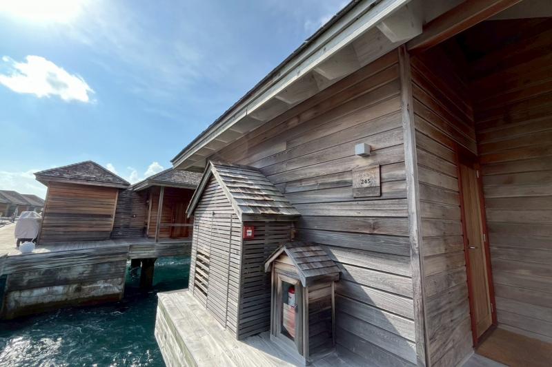 宿泊した「オーシャンプールヴィラ」です。とてもおしゃれな外観でした