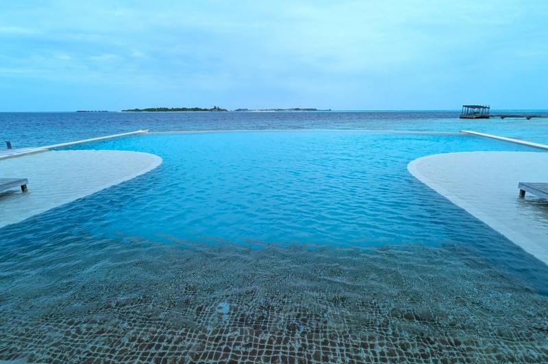 インフィニティプールからはフラワリが見えました