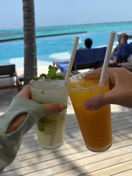 眺め最高！ 乾杯！