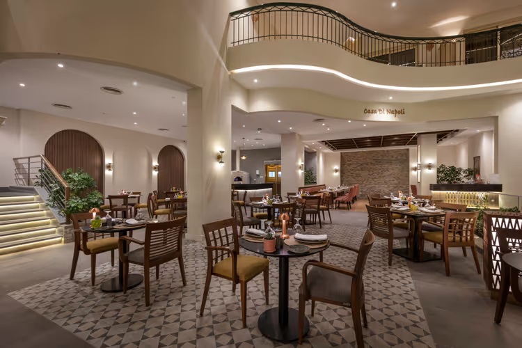 カーサ・ディーナポリ