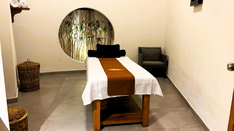 シングル、もしくはツインのベットが置いてあります