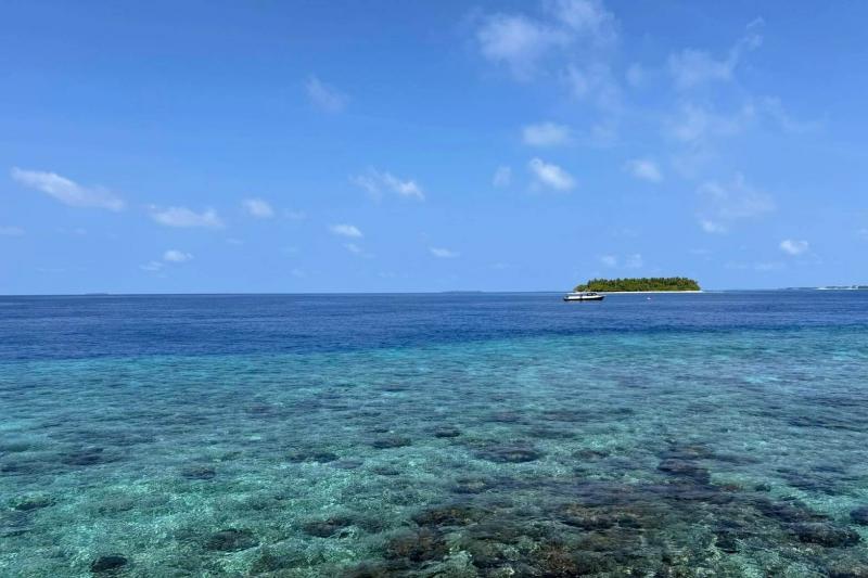 水上ヴィラからの景色（モルディブ）