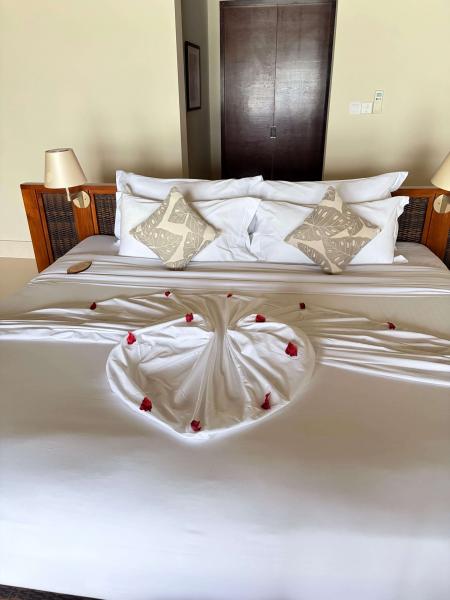 ハネムーン特典でお部屋ベッドを可愛くデコレーションしてくださっていました☆