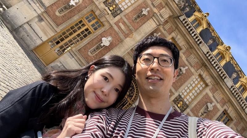 ヴェルサイユ宮殿にて、別途ツアーで申し込みました