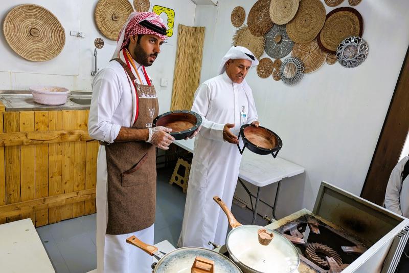 アブハーでは伝統料理作りを見学！ さて、何を作っているのでしょうか？ こちらのレポートでご紹介しているので、最後までご覧ください