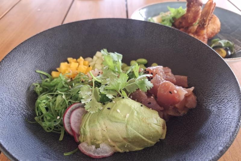 さっぱりとしたお味のポキ丼
