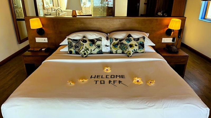 素敵なベットデコレーション。お花は常に島で採取されたものを使用しているとのこと。良い香りがしていました！