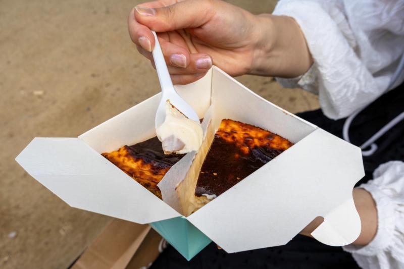 「JONCAKE」のチーズケーキ（バルセロナ）