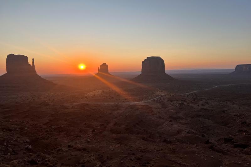 ザ ビューホテルから眺める朝日