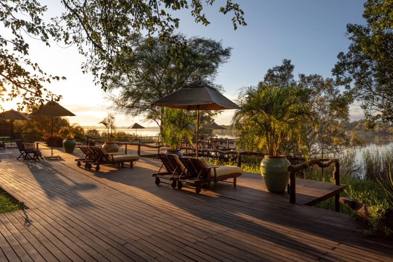 ムクワ リバー ロッジ