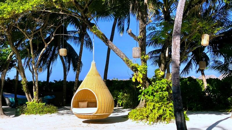 しずく型ソファは島内にいくつかあります。いくつみつけられるかな？