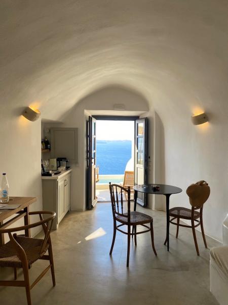 サントリーニ島で泊まったアルメナキ - アダルト オンリー