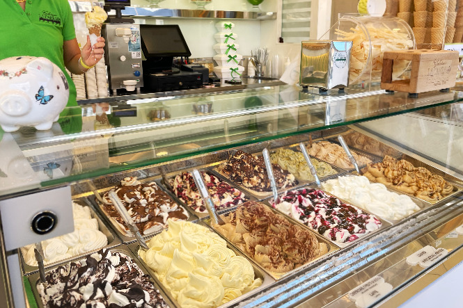 店員さんにチョイスを委ねて…