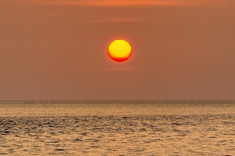 シャンパンパビリオンからの夕日