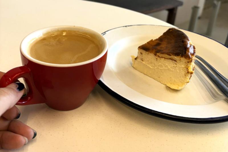 「The Loaf」というお店のチーズケーキ