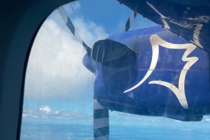 水上飛行機に乗ってリゾートへ