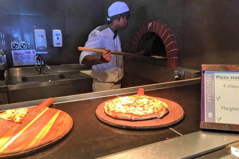 ピザも焼いてもらえます