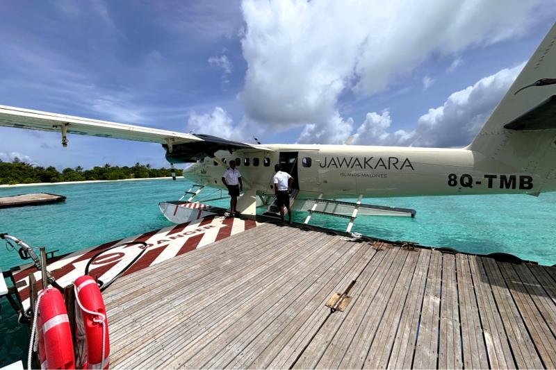 今回滞在するリゾート専用の水上飛行機で、ジャワカラ モルディブへ